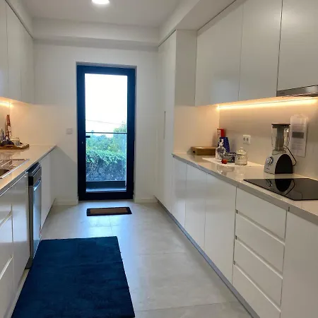 The Birds Apartment Sao Vicente Ferreira